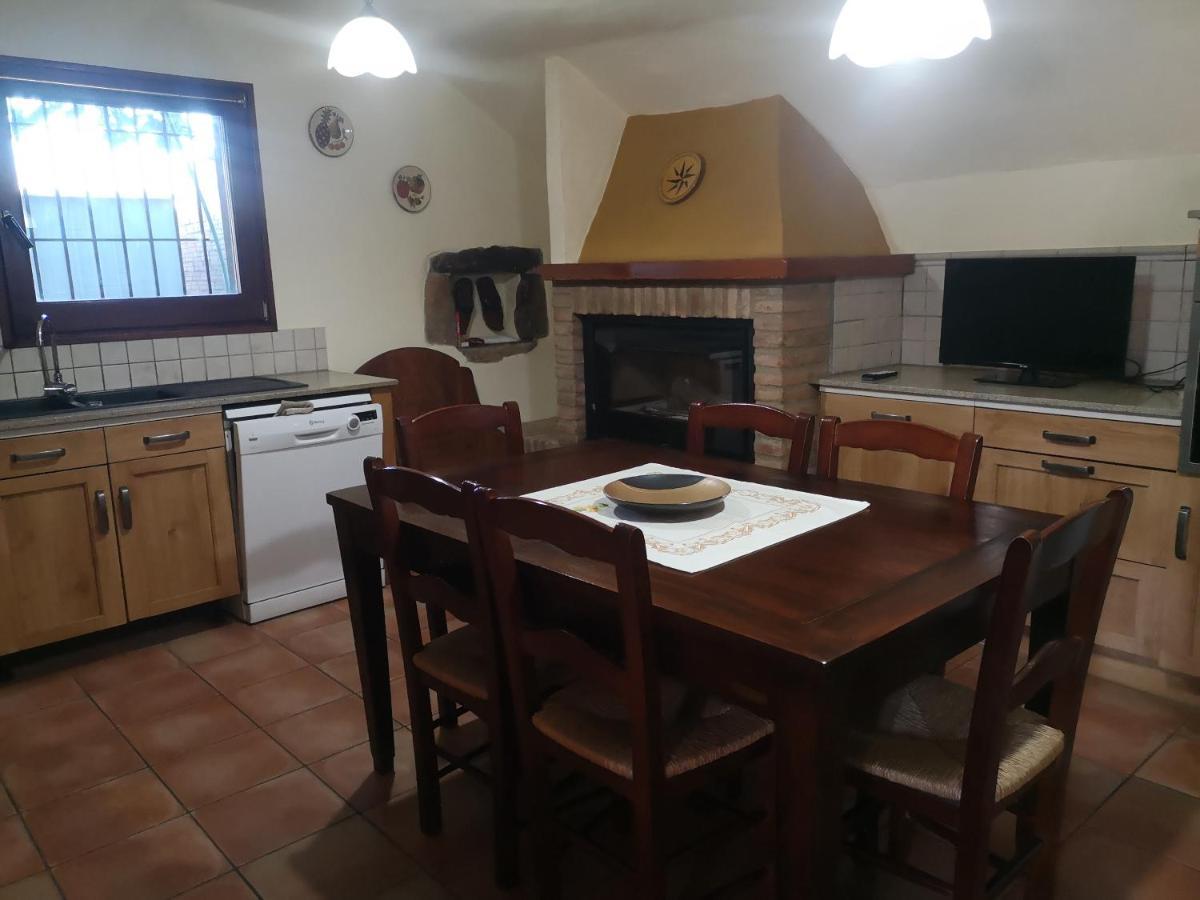 Casa Rural, Masia Antigua Restaurada Begur Kültér fotó